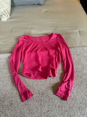 Women’s Long Sleeve Scoop Neck Crop Top - Hot Pink